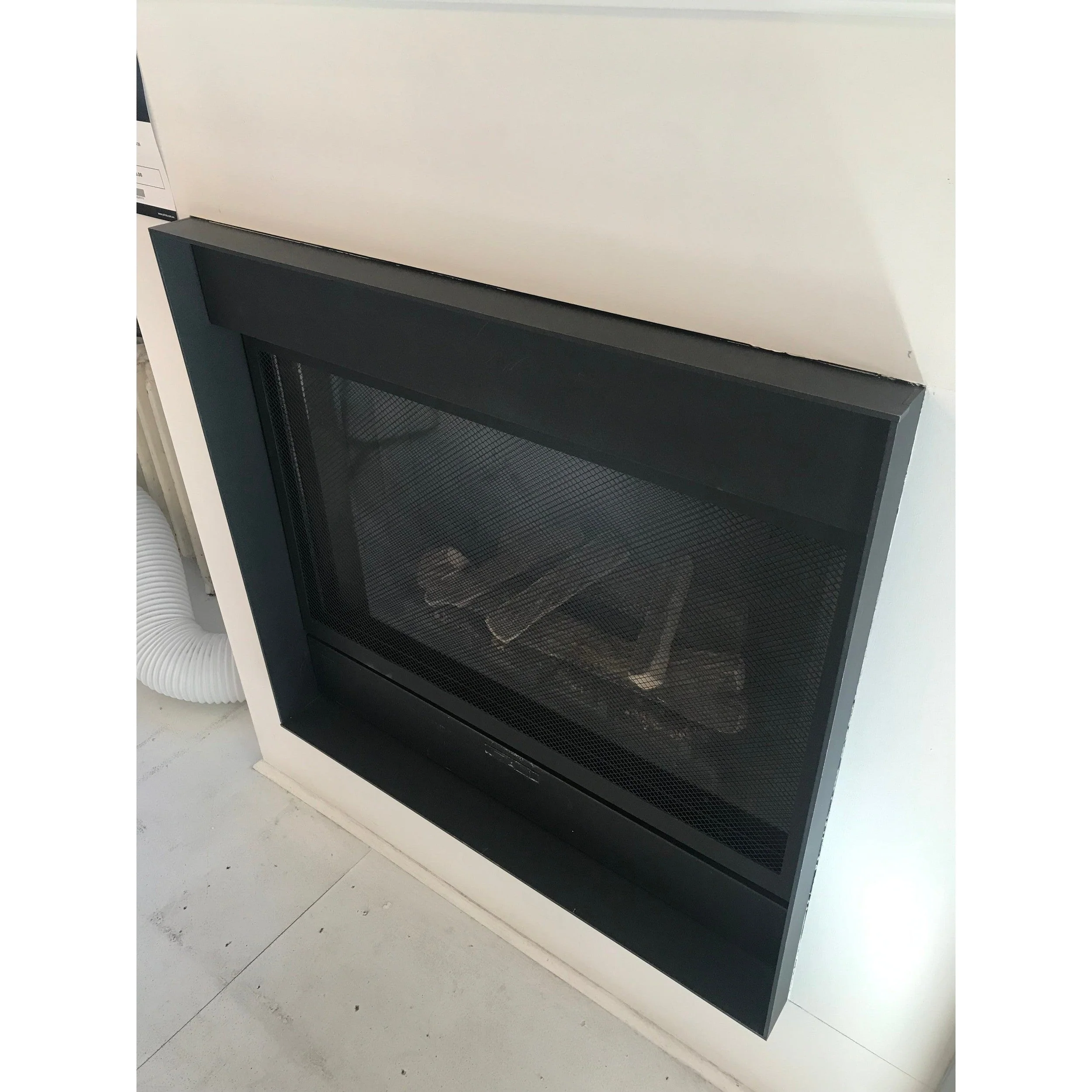 Legend Nexus DV32 Gas Fireplace - Image 3