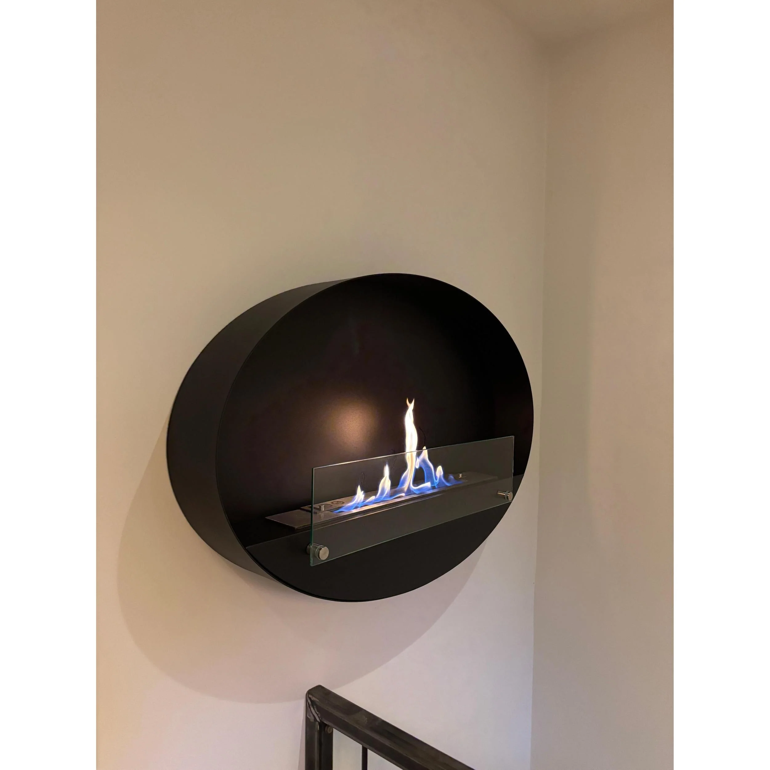 Foco Maryland Wall Mounted Ethanol Fireplace - Image 4